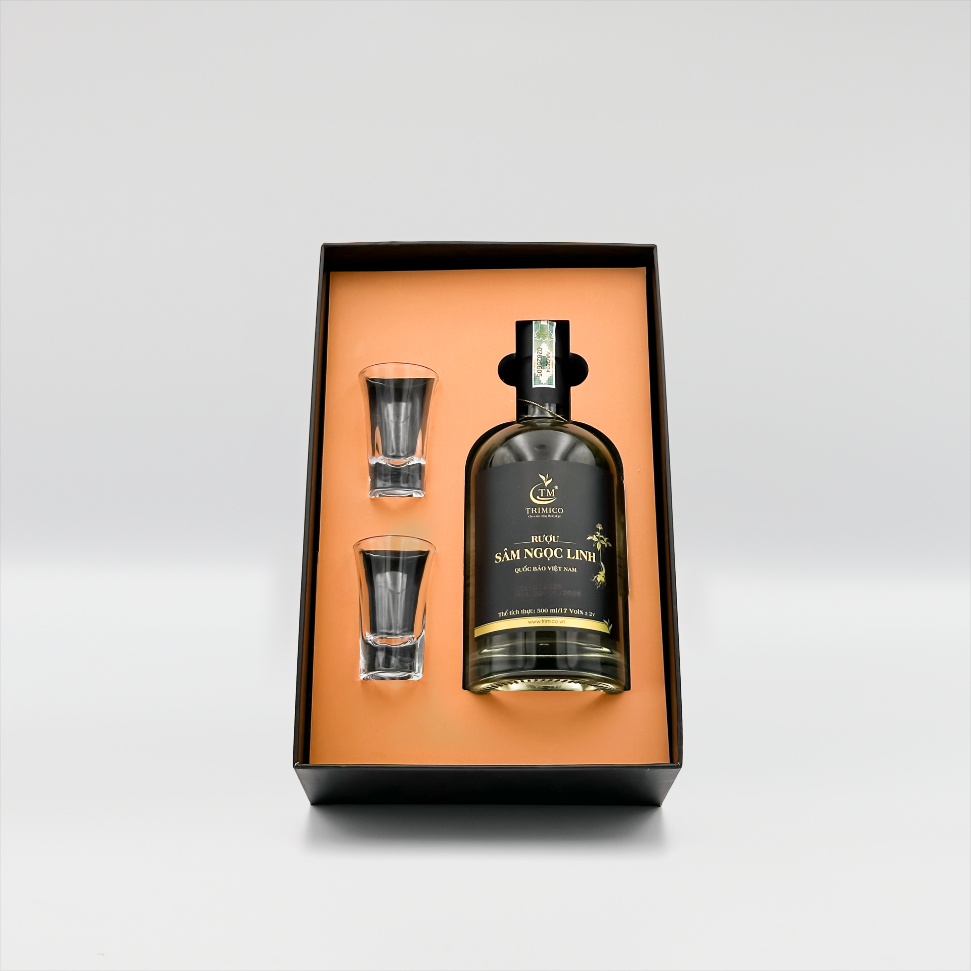 Rượu Sâm Ngọc Linh 500ml (Hộp đen)