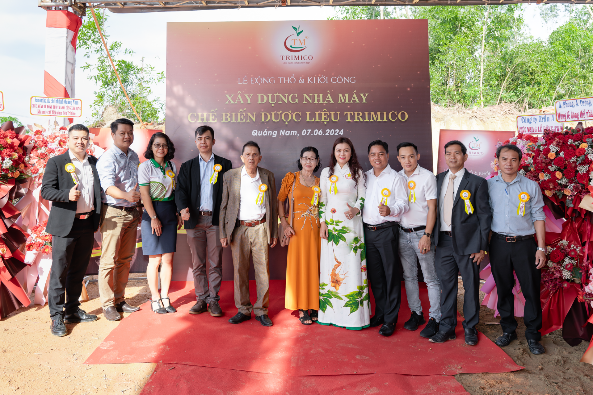 Hình ảnh check in tại buổi lễ động thổ và khởi công xây dựng nhà máy