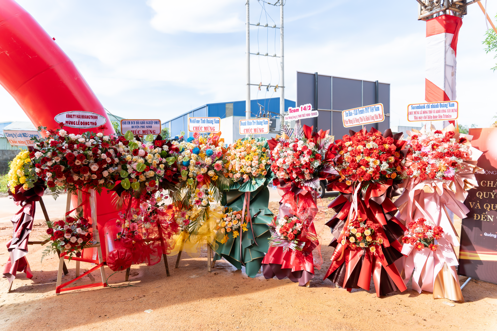 Lễ hoa của ngày lễ động thổ