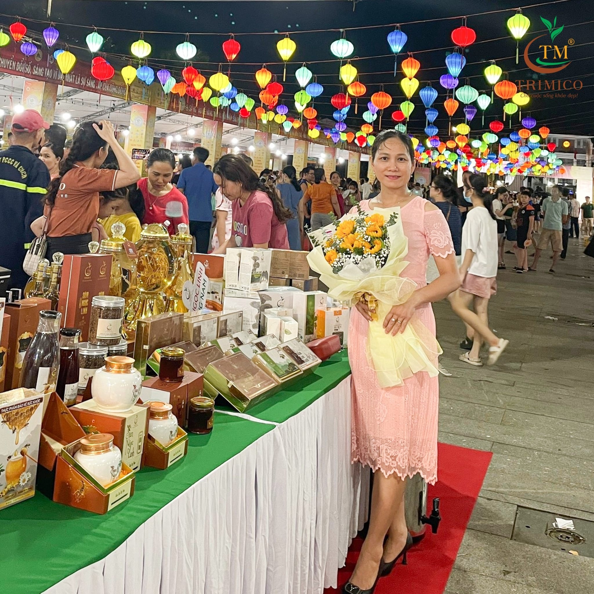 CTV của TRIMICO check in gian hàng