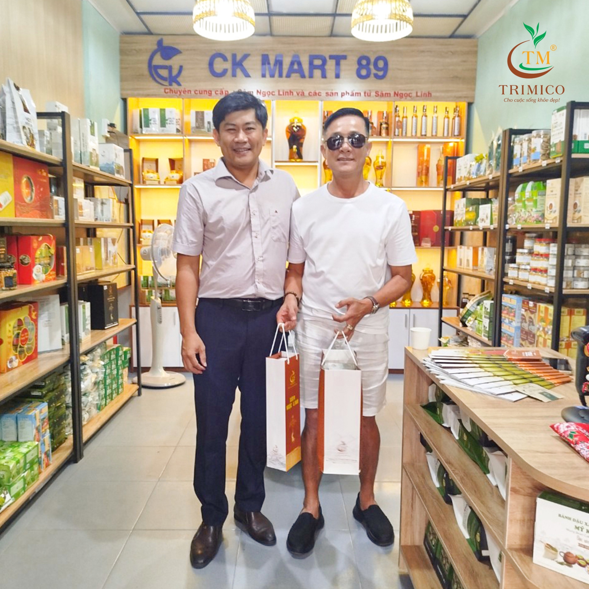 Khai trương nhà phân phối ủy quyền 